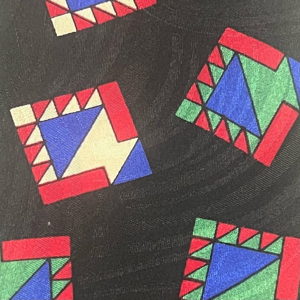 Pierre BALMAIN 100% Silk Designer Tie Black Vintage Geometric Luxury US-Made - Picture 4 of 10